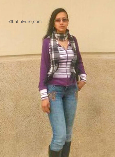 Date this passionate Colombia girl MARIA from Bogota CO19904