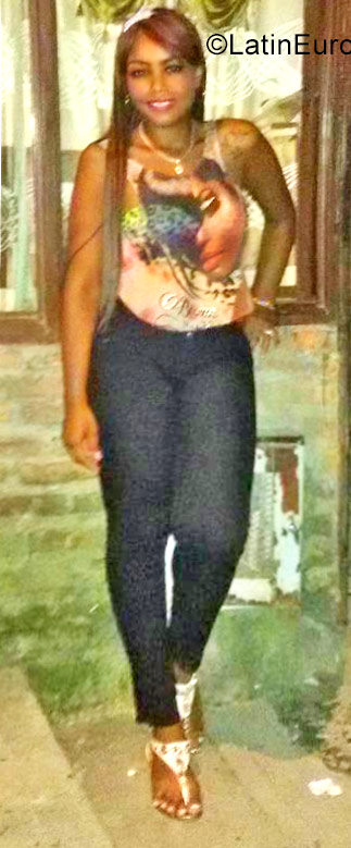 Date this athletic Colombia girl Que sea sincero from Cali CO20063