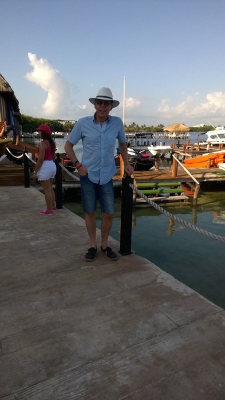 Date this foxy England man Dave from St Peter EN80