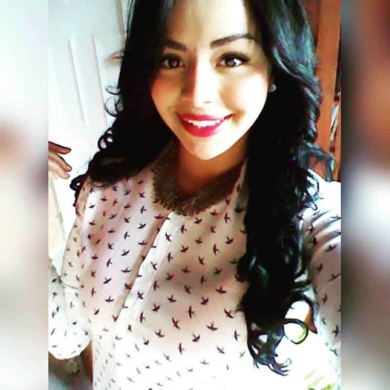 Date this gorgeous Colombia girl Estefanya from Cali CO23135