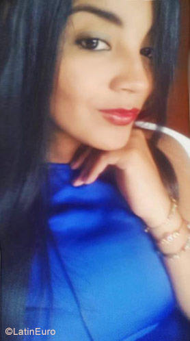 Date this happy Colombia girl Luisa from Ibague CO26164