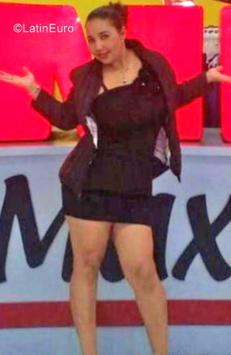 Date this stunning Dominican Republic girl Francisca from Santiago DO28600