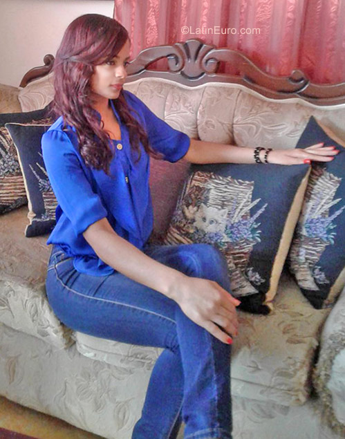 Date this athletic Dominican Republic girl Soriel from Santiago DO28647
