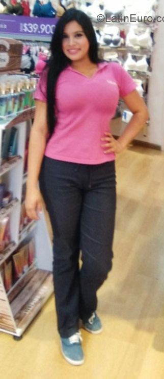 Date this exotic Colombia girl Stefania from Cali CO21664