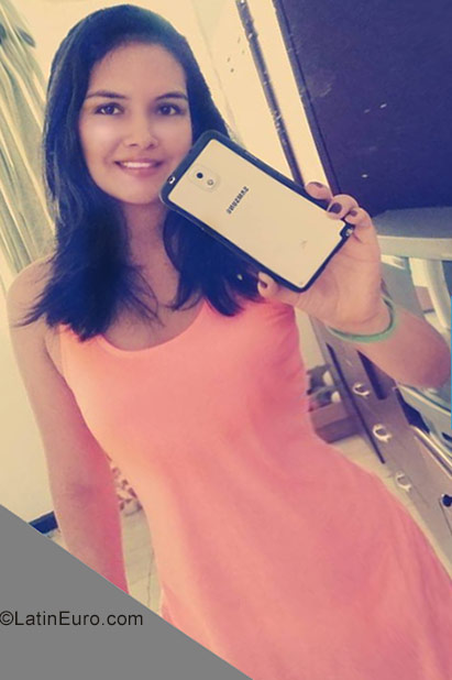 Date this athletic Colombia girl Luisa from Cali CO21682