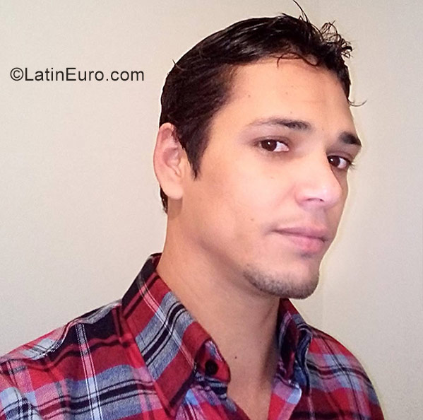 Date this fun Brazil man Edvaldo Pedro from Sao Paulo BR10072