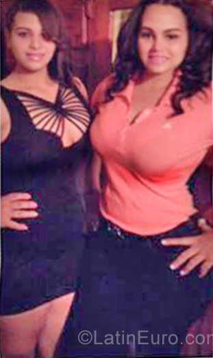 Date this funny Dominican Republic girl Rosi from Santo Domingo DO29056