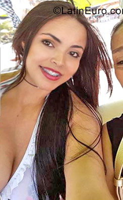 Date this sultry Colombia girl Liliana from Medellin CO21712