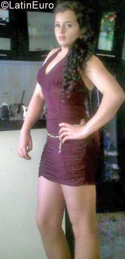 Date this exotic Colombia girl Karen from Manizales CO21757