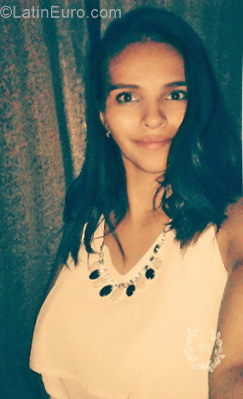 Date this athletic Colombia girl Elizabeth from Neiva CO21933
