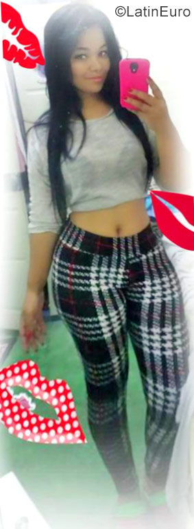 Date this fun Dominican Republic girl Alexandra from Santo Domingo DO29556