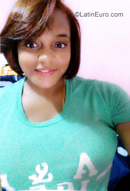 Date this delightful Dominican Republic girl Priscila from Santiago De Los Caballero DO29606