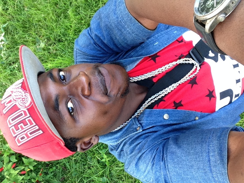 Date this hard body Cameroon man Carinton from Bamenda CM256