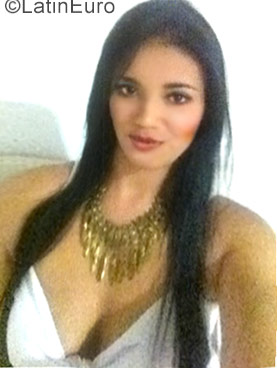 Date this good-looking Colombia girl Ana maria from Medellin CO22024