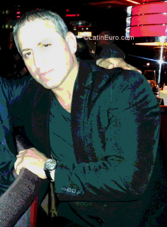 Date this voluptuous Germany man Romance07 from Frankfurt DE429
