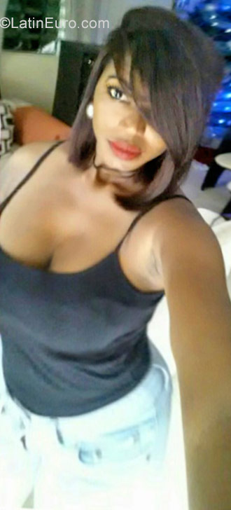 Date this funny Dominican Republic girl Shanelly from Santo Domingo DO29846