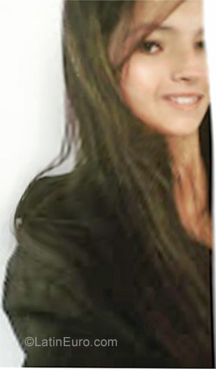Date this gorgeous Colombia girl Lizet from Bogota CO22106