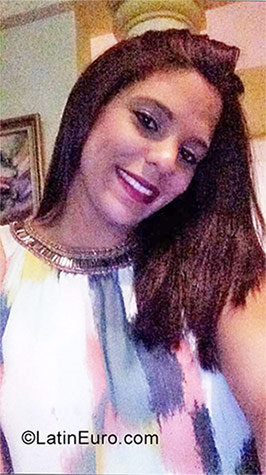 Date this voluptuous Dominican Republic girl Isabel from Santiago DO30131