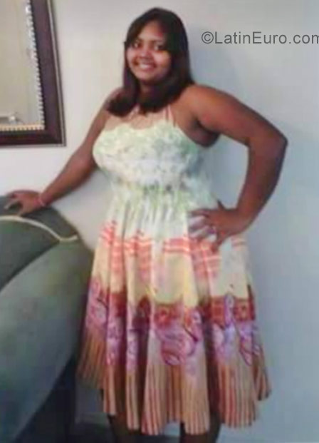 Date this athletic Dominican Republic girl Perla from Santo Domingo DO30141