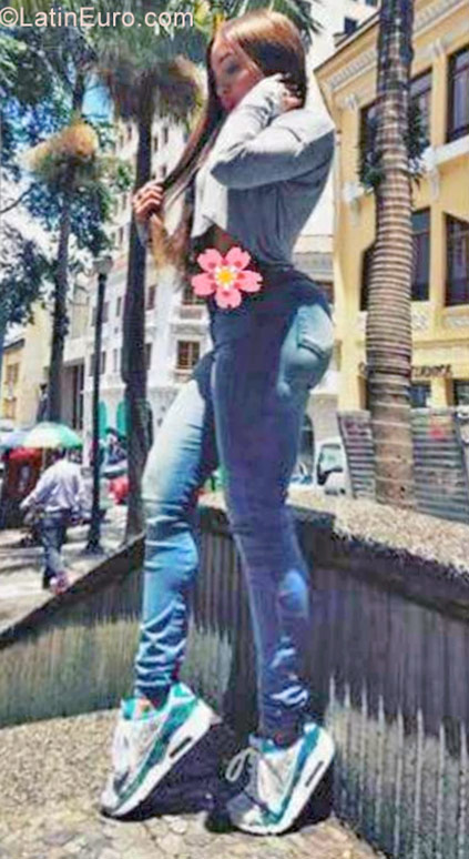 Date this tall Colombia girl Maleja from Ibague CO22249