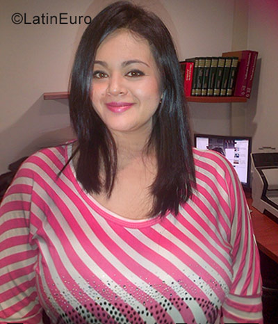Date this hot Colombia girl Pati from Bogota CO22374