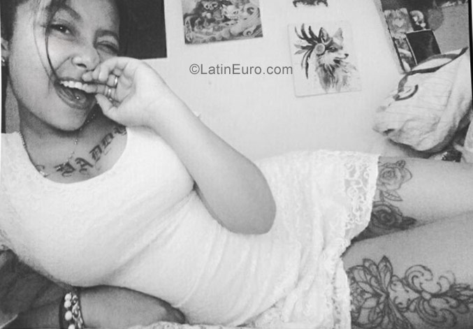 Date this passionate Colombia girl Sarita from Popayan CO22453