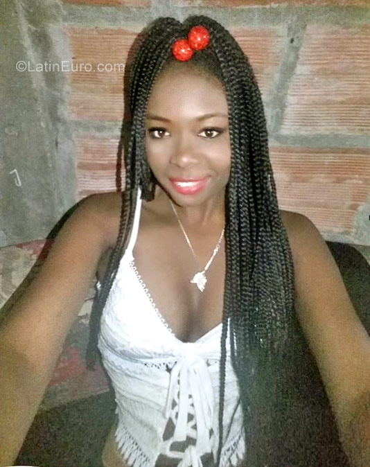Date this fun Colombia girl Jasmin from Medellin CO22528