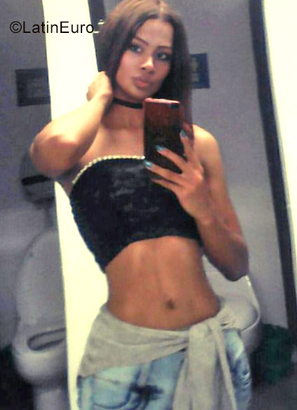 Date this delightful Colombia girl Ariana from Pereira CO22576