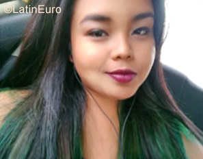 Date this foxy Colombia girl Elaine from Barranquilla CO22578