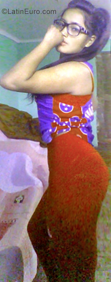 Date this delightful Peru girl Marisol from Cusco PE1148