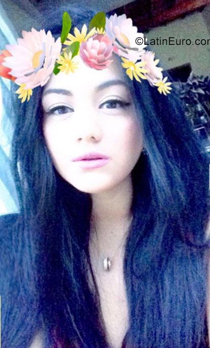 Date this delightful Colombia girl Macam24 from Cucuta CO22684