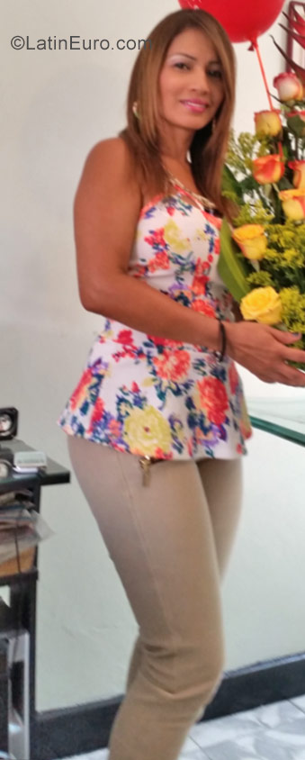 Date this passionate Colombia girl Martha from Cali CO22740