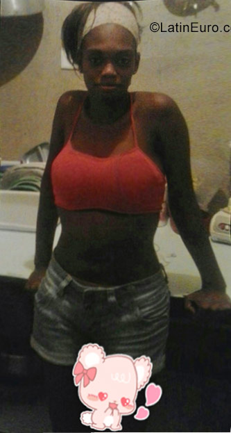 Date this cute Colombia girl Vicky from Cali CO22760