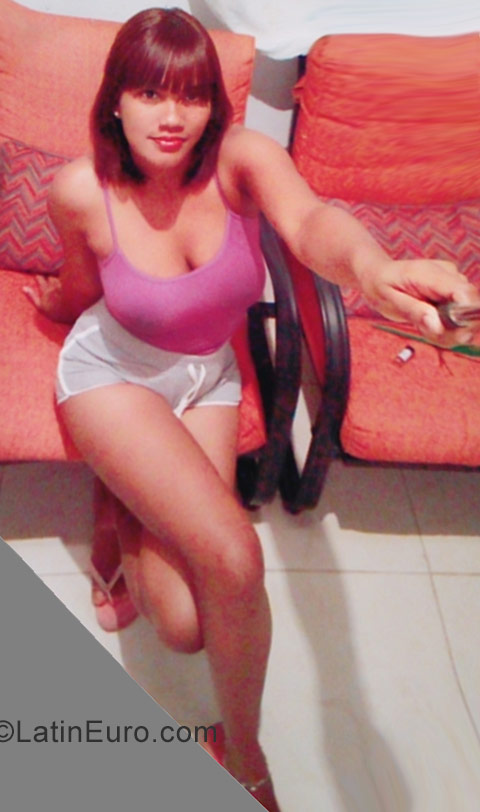 Date this young Dominican Republic girl Eli from Cotui DO30749