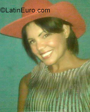 Date this hard body Colombia girl Mili from Barranquilla CO22897