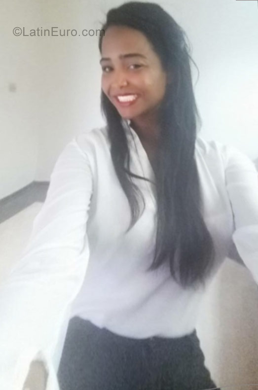 Date this gorgeous Dominican Republic girl Kamila from La Romana DO31015
