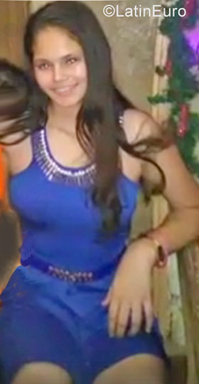 Date this sensual Ecuador girl Katherine from Guayaquil EC235