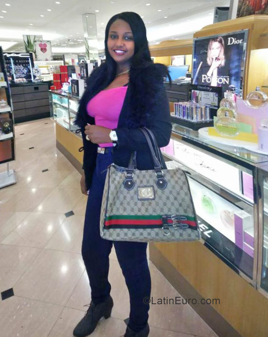 Date this hot Dominican Republic girl Fabele from Santo Domingo DO31063