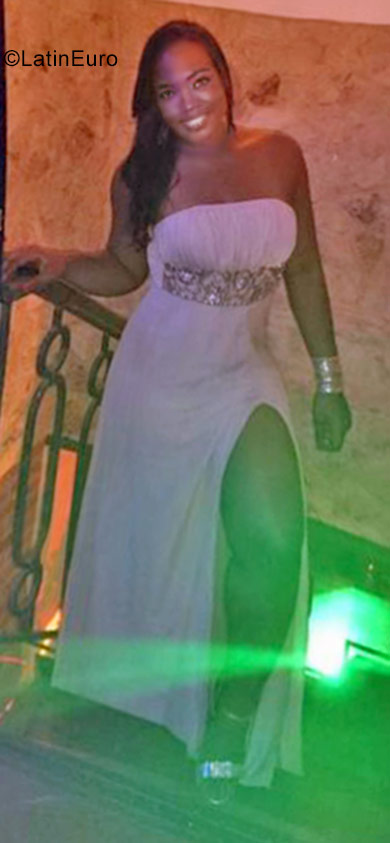 Date this fun Colombia girl Angelica from Bueaventura CO23150