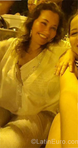 Date this pretty Colombia girl Stelita from Armenia CO23188