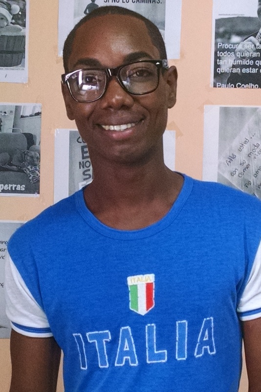 Date this happy Cuba man Taimy from Habana CU211