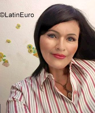 Date this pretty Colombia girl Linas from Barranquilla CO23213