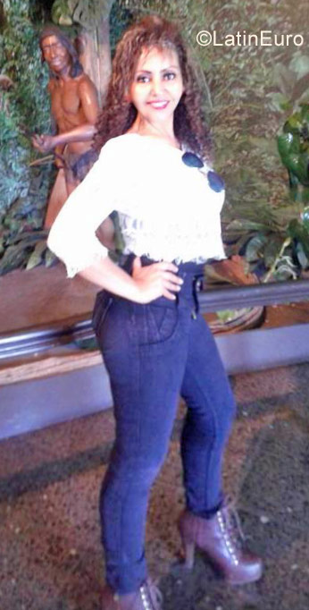 Date this lovely Costa Rica girl Adri from Heredia CR348
