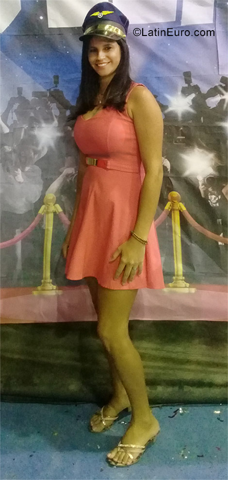 Date this tall Brazil girl Geane from Bela Cruz BR10447