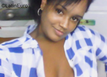 Date this georgeous Cuba girl Diana from Havana CU245