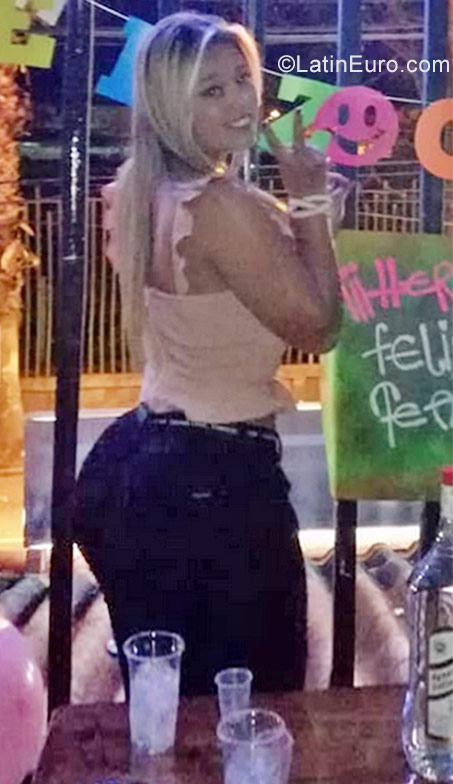 Date this tall Colombia girl Eliana from Medellin CO23540