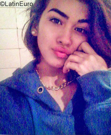 Date this passionate Venezuela girl Adriana from Caracas VE1483