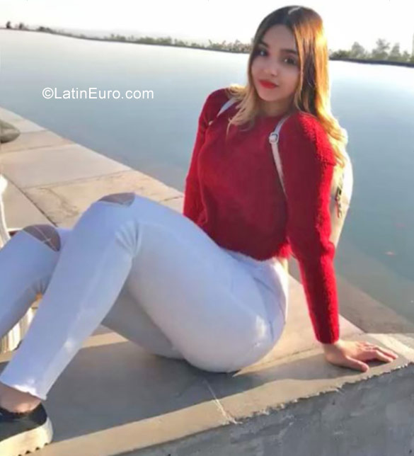 Date this stunning Chile girl Fransisca from Santiago CL120