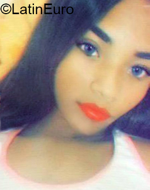 Date this fun Venezuela girl Ashely from Caracas VE1688
