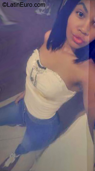 Date this cute Dominican Republic girl Katherinne from Santo Domingo DO34247